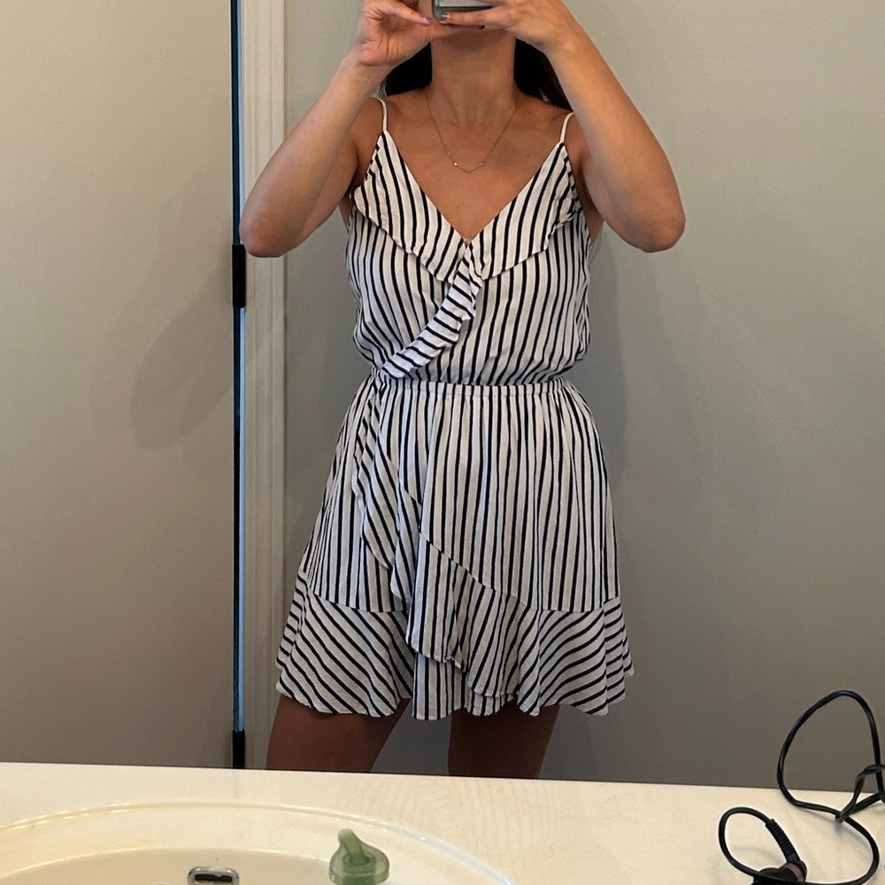 Express Sleeveless Striped Casual Dress